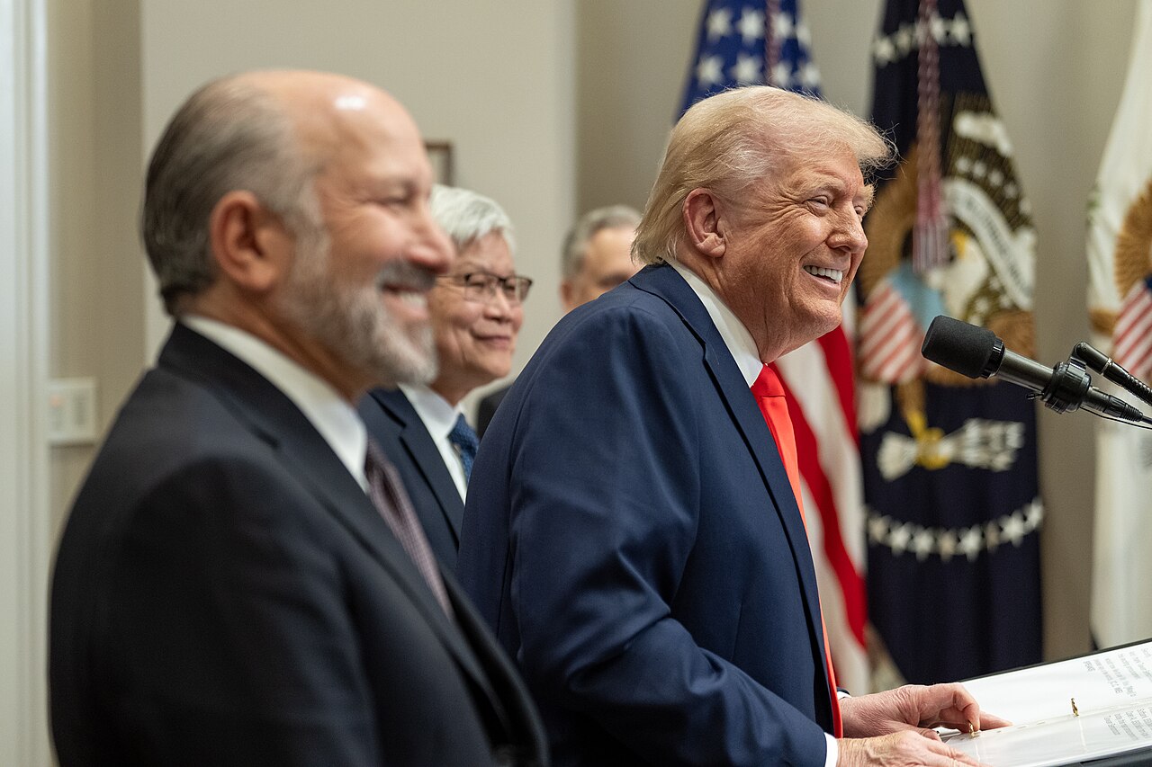 President Donald Trump meets with Vice President JD Vance and national security advisers on Ukraine, Monday, March 3, 2025, in the Oval Office. Photo: Official White House Photo / Joyce N. Boghosian / Flickr.
