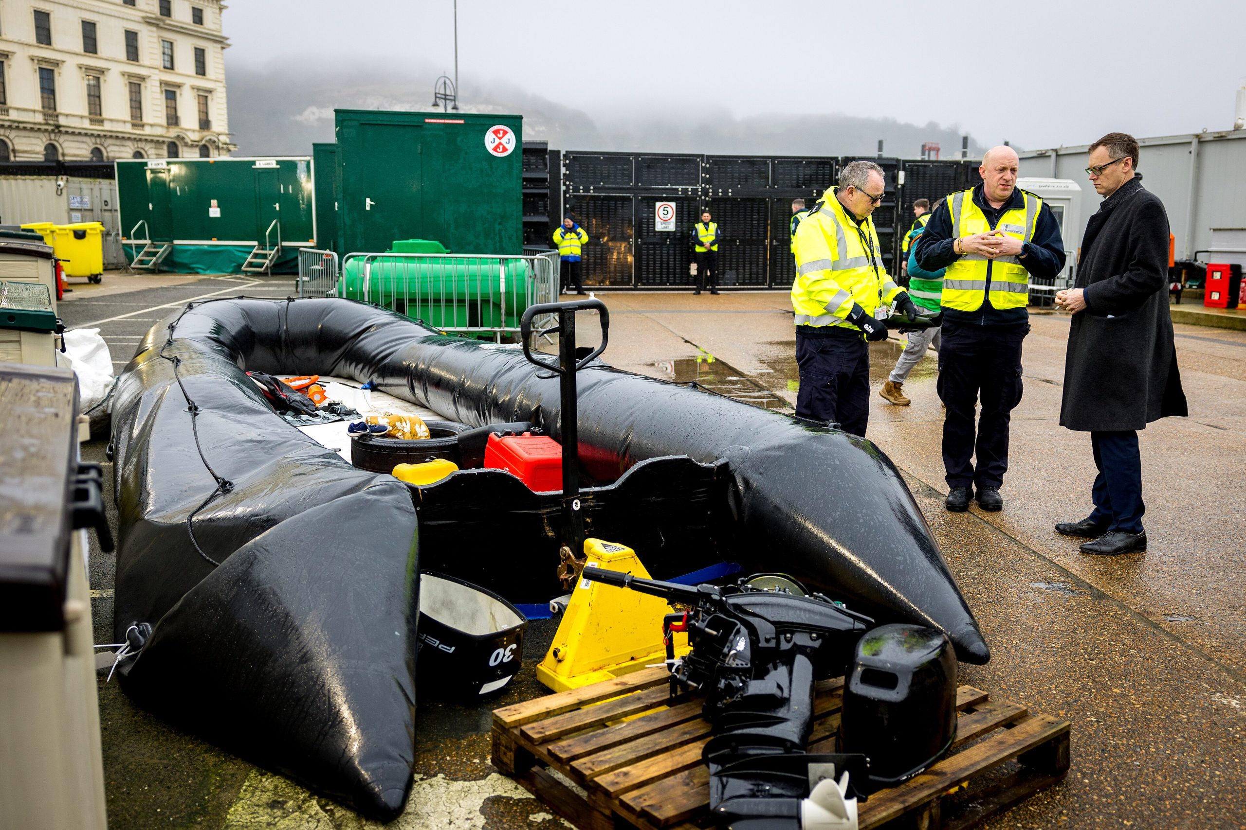 Minister for Illegal Migration Michael Tomlinson visits Western JetFoil in Dover to meet Border Force officials to discuss small boats arrivals and smuggling gangs, 2024. Photo source: Andy Taylor / Home Office / UK Government / Wikimedia Commons, CC BY 2.0