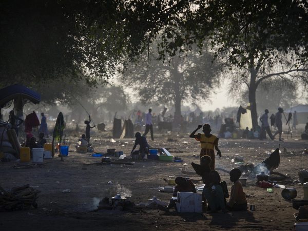 Inside the refugee camp in Minkaman, Awerial County, where people have been coming to escape the fighting in Bor, South Sudan, 2014. Source: Geoff Pugh / Nando and Elsa Peretti Foundations / Flickr, Public Domain (CC0)