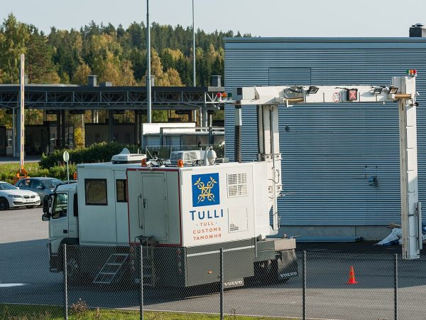 An X-ray scanner truck at the Nuijamaa border crossing on the border between Russia and Finland. Tuomas Vitikainen on Wikipedia Commons