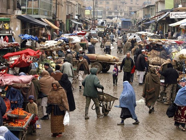Scene in a town in Afghanistan (Photo: WIkimedia Commons)