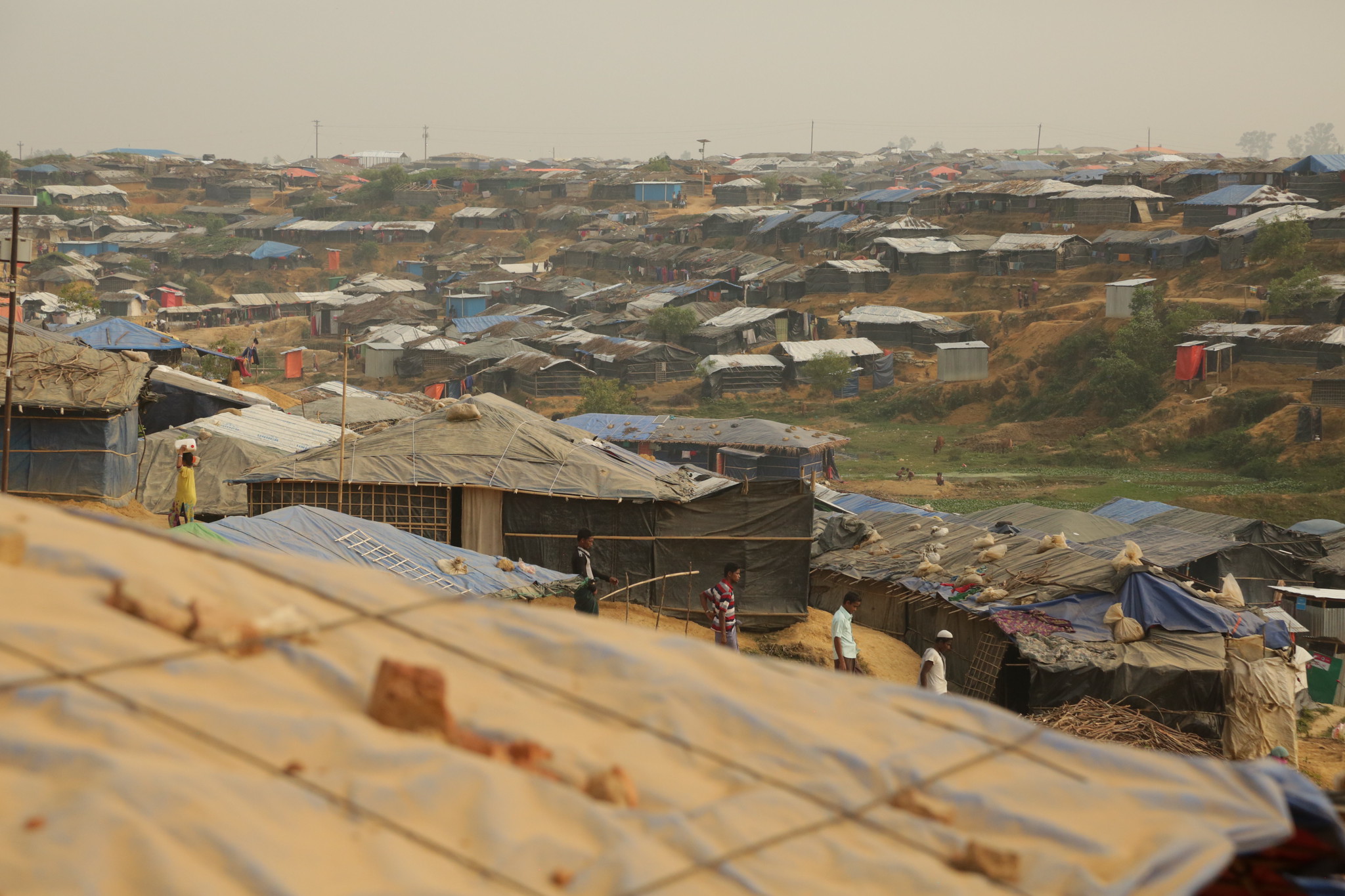 View of the sprawling Kutupalong refugee camp near Cox's Bazar, Bangladesh. Photo source: Russell Watkins / Department for International Development / DFID - UK Department for International Development / Flickr, CC BY 2.0