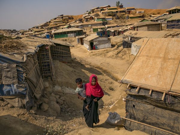 rohingya women