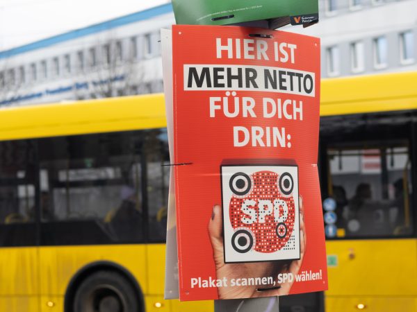Election campaign poster of the German political party SPD Social Democratic Party for the 2025 federal election, Berlin, Germany, 13 january 2025. The slogan reads: "There's more net in it for you here." Photo source: Adobe Stock.